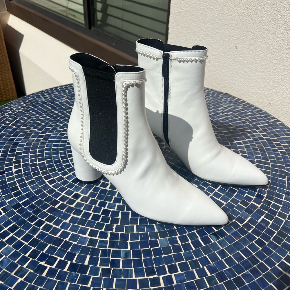 Sue Comma Ankle Boots